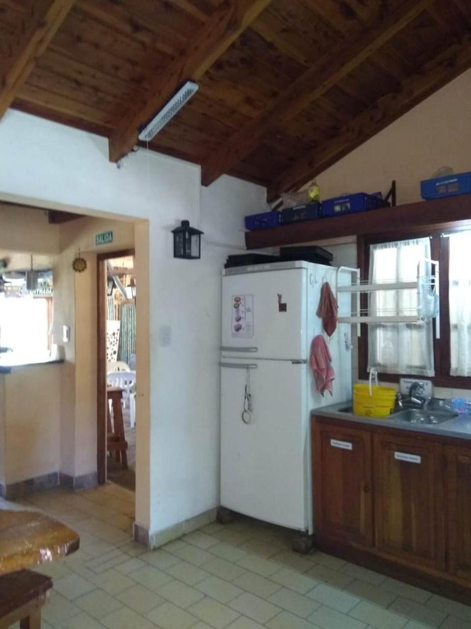 La Casa Del Arbol - Hostel אל בולסון מראה חיצוני תמונה